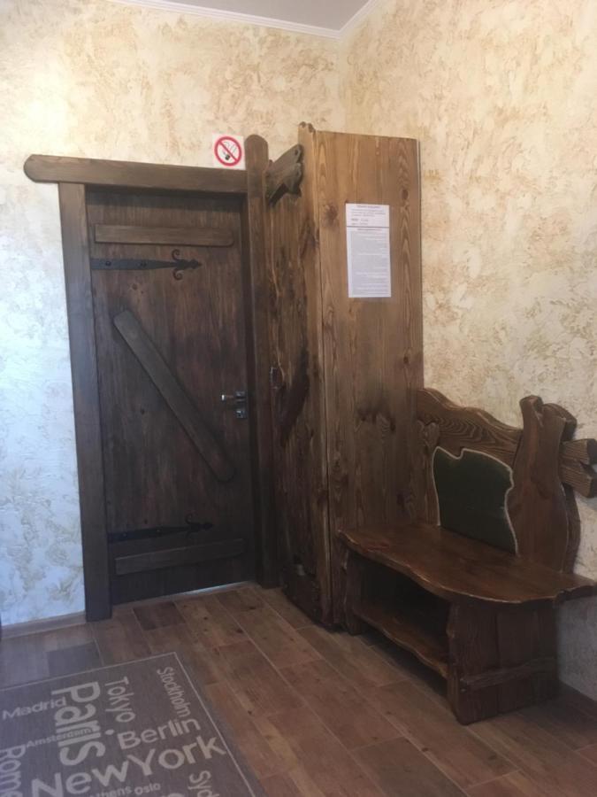 Міні-Готель Нептун リウネ エクステリア 写真